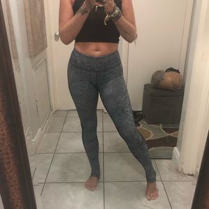 WunderUnder Leggings